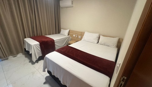 Familien-Zweibettzimmer