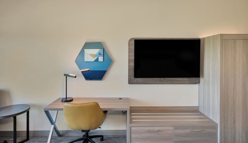 Suite, 1 King-Bett, barrierearm (Communications)