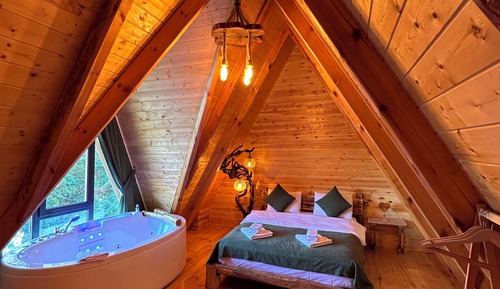 Deluxe-Bungalow, Bergblick