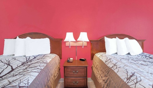 Zimmer, 2 Doppelbetten, Raucher