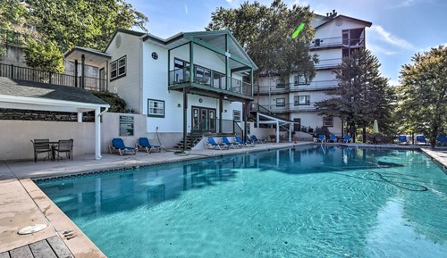 Apartment (3 Bedrooms)