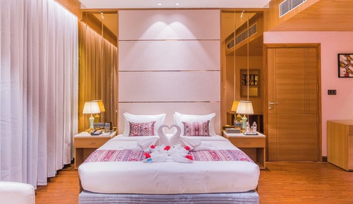 Presidential-Suite