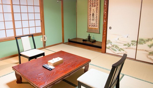 Basic-Zweibettzimmer