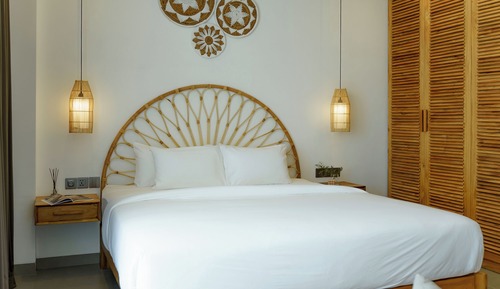 Deluxe-Studio, Nichtraucher, Poolblick