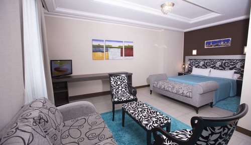 Junior-Suite, 1 Queen-Bett und Schlafsofa, eigenes Bad