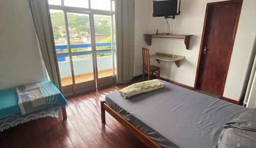 Standard-Vierbettzimmer, Mehrere Betten