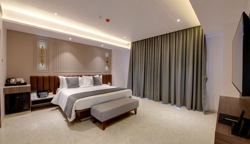 Fern Club Suite, 1 King Bed