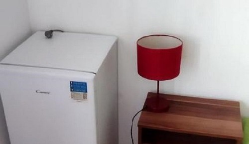 Economy-Dreibettzimmer, Nichtraucher, Kühlschrank