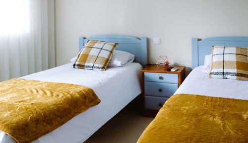 Standard-Doppel- oder -Zweibettzimmer