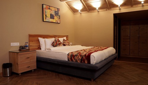 Zimmer, 3 Schlafzimmer, Balkon, Talblick