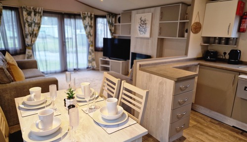 Mobile Luxury-Unterkunft, 2 Schlafzimmer, Nichtraucher