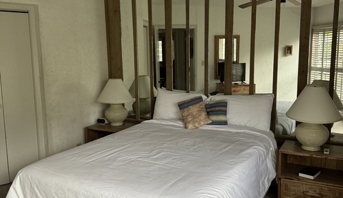 Economy-Suite