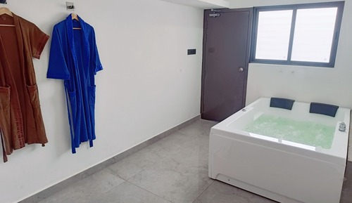 Luxury-Suite