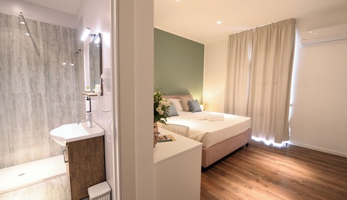Deluxe-Doppel- oder -Zweibettzimmer