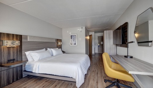 Standardzimmer, 1 King-Bett, barrierearme Badewanne (Communications, Mobility, Access Tub)