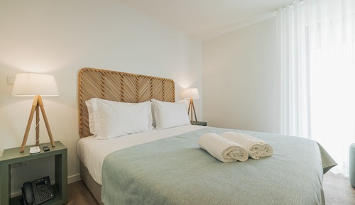 Junior-Apartment