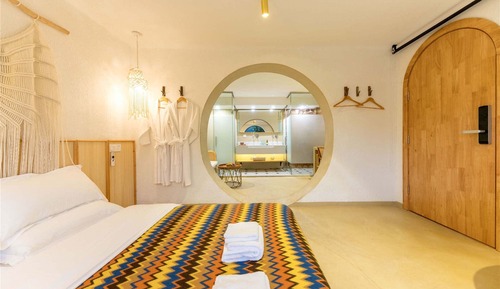 Romantisches Doppelzimmer, Hügelblick