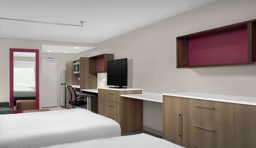 Studiosuite, 2 Queen-Betten, barrierefrei (Roll-In Shower)
