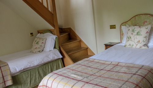 Comfort-Suite, mit Bad, Blick auf den Innenhof (Brewhouse)