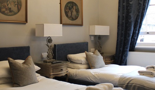 Zweibettzimmer, mit Bad