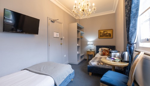 Familienzimmer, mit Bad