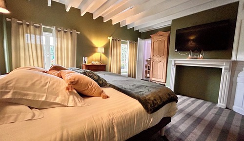 Comfort-Doppel- oder -Zweibettzimmer