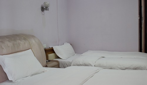 Economy-Doppel- oder -Zweibettzimmer