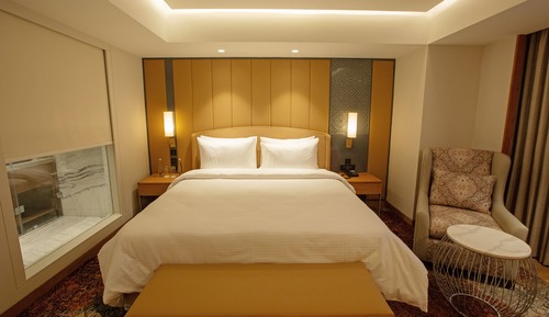Executive-Suite, Poolblick