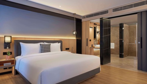 Signature-Zimmer, 1 King-Bett (Long Stay)