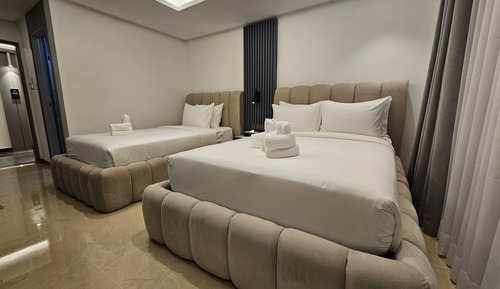 Deluxe-Doppel- oder -Zweibettzimmer