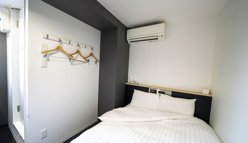 Standard-Doppelzimmer, Raucher