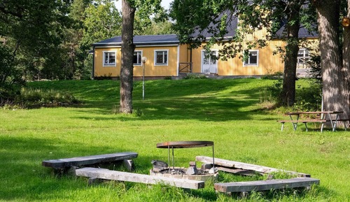 Basic-Ferienhütte