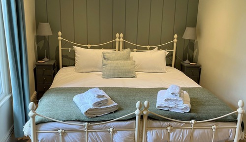 Superior-Doppel- oder -Zweibettzimmer, Talblick