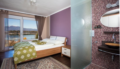 Traditional-Doppelzimmer