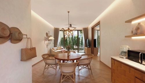 Home Haven Pool Suite