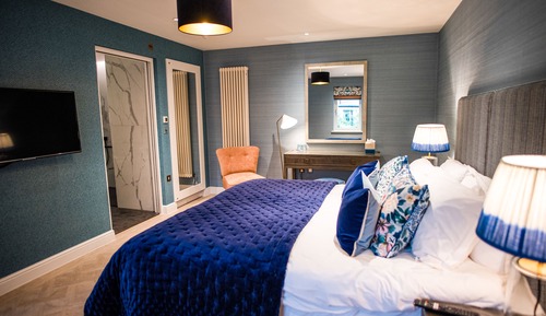 Deluxe-Doppelzimmer, 1 King-Bett, Poolblick