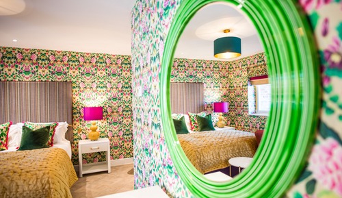 Deluxe-Doppelzimmer, 1 King-Bett, Poolblick