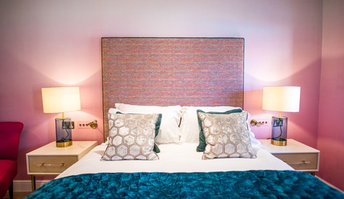 Deluxe-Doppelzimmer, 1 King-Bett, Poolblick