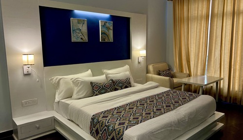 Deluxe-Doppel- oder -Zweibettzimmer