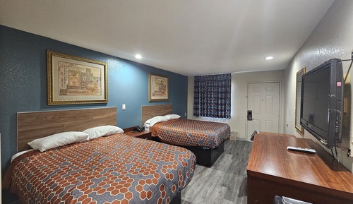 Basic-Zimmer, 2 Queen-Betten