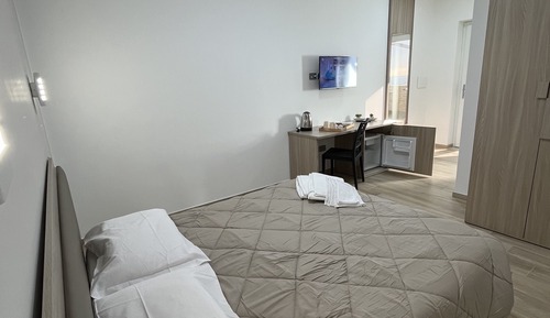 Habitación de luna de miel, 1 cama de matrimonio grande, no fumadores, baño privado