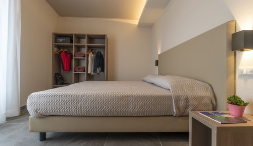 Standard-Doppel- oder -Zweibettzimmer