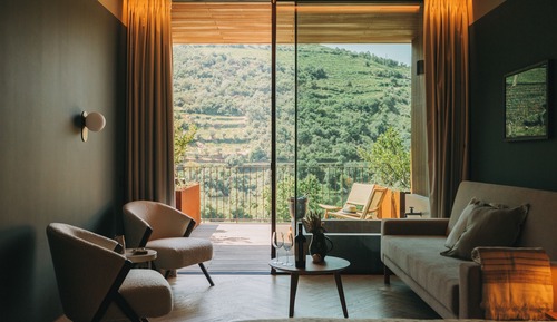 Royal-Zimmer, Badewanne, Flussblick