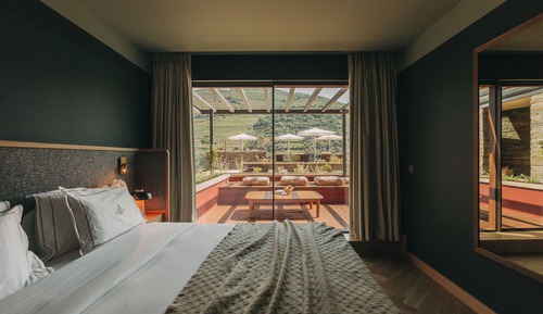 Deluxe-Suite, Badewanne, Flussblick