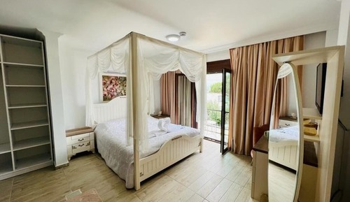 Standard-Doppelzimmer