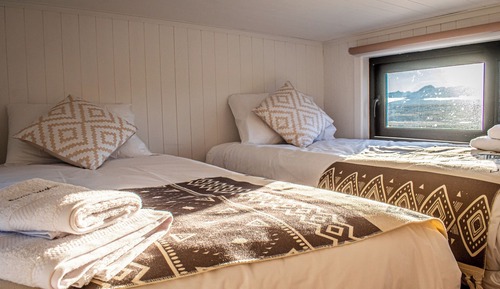 Basic-Ferienhütte, 2 Schlafzimmer, Küche, Bergblick