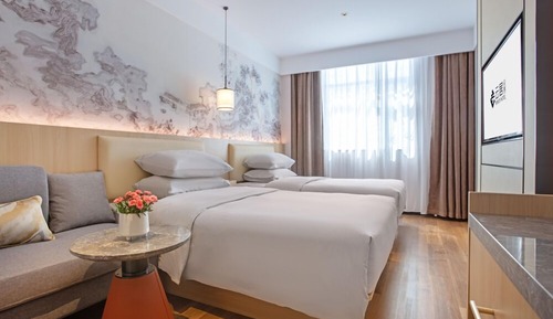 Comfort-Zweibettzimmer, Mehrere Betten