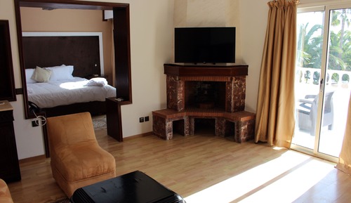 Superior-Suite, Terrasse, Poolblick