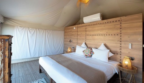 Classic-Zelt, 1 Doppelbett, Bergblick