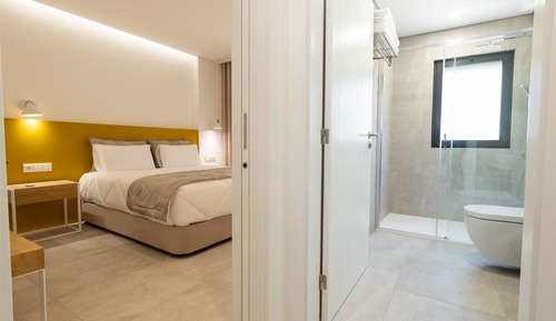 Deluxe-Apartment